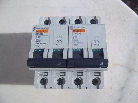 2 Disjonteurs Merlin Gerin Multi 9 C60N B63 50 Villemontais (42)
