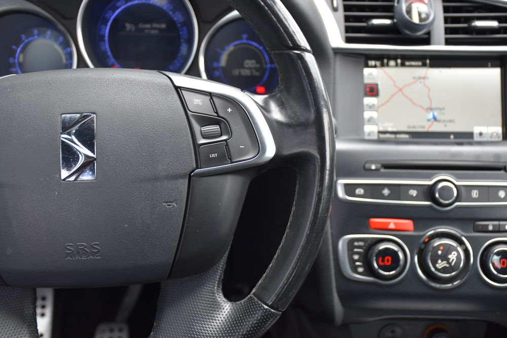 DS4 BlueHDi 150 S&S BVM6 Sport Chic 2015 occasion 56300 Pontivy
