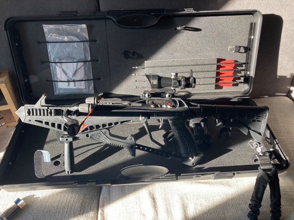Arbal&egrave;te EK ARCHERY cobra R9 deluxe Sports