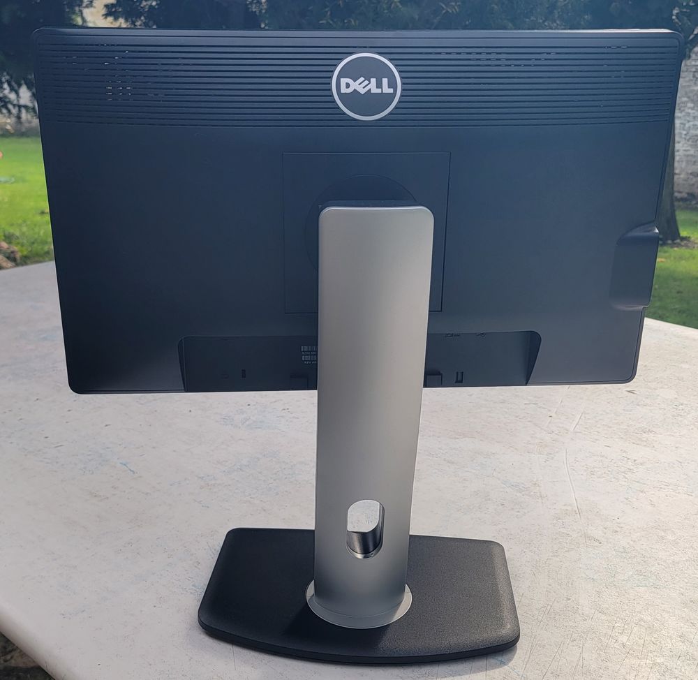 &Eacute;cran Dell professionnelle P2012Ht - 20 pouces (16 :9) Matériel informatique