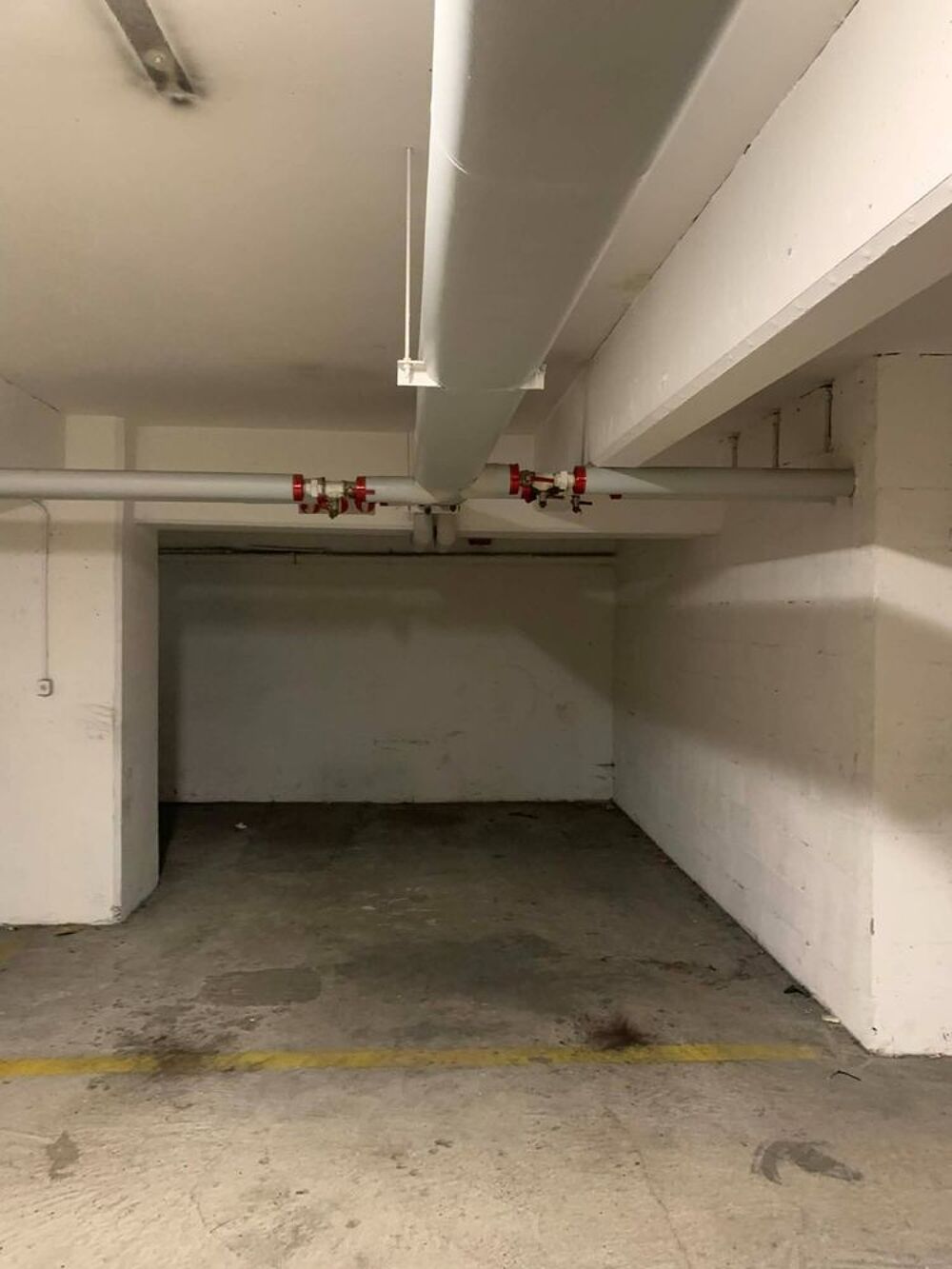 Location Parking/Garage Parking sécurisé ? Paris 11e (Rue Saint-Maur) Paris 11