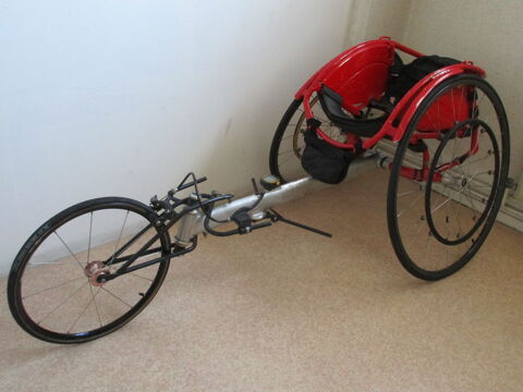 Fauteuil d'Athltisme Handisport. 400 Le Bouscat (33)