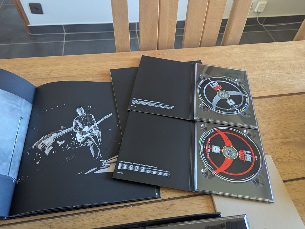 Coffret U2 360 at the rose bowl DVD et blu-ray