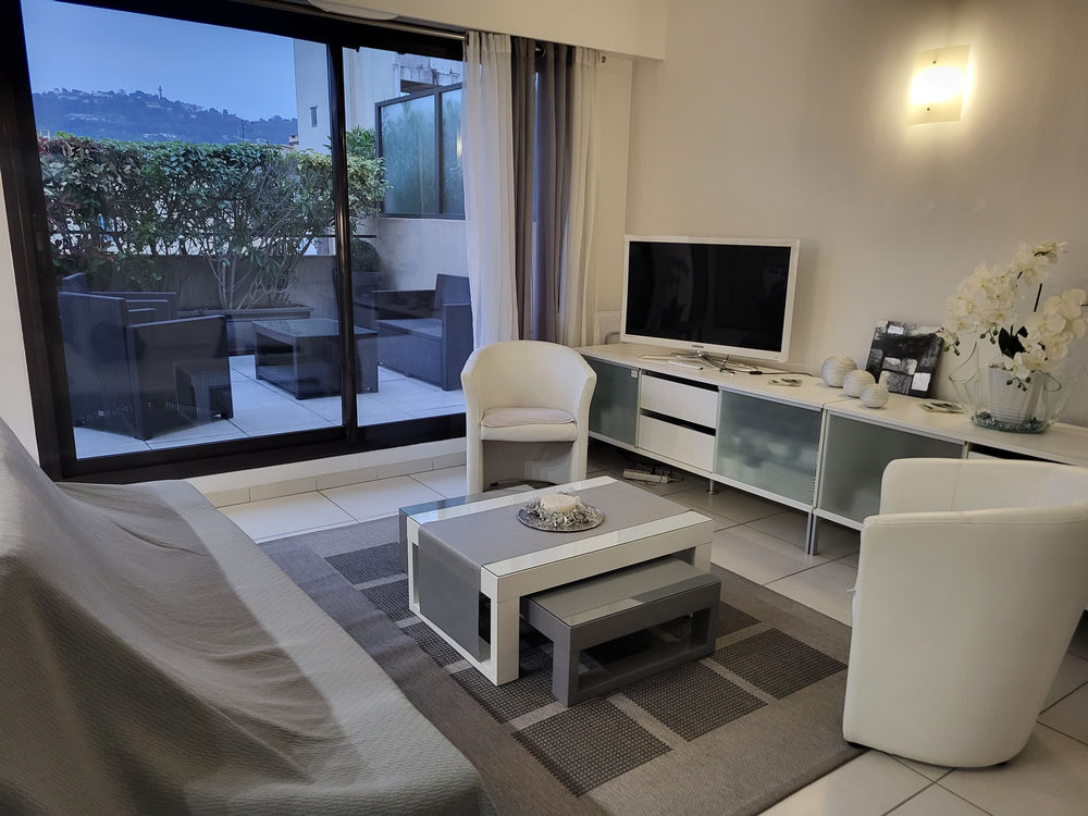   Bel appart CANNES dernier étage terrasse PISCINE park privé  Provence-Alpes-Côte d'Azur, Cannes (06400)