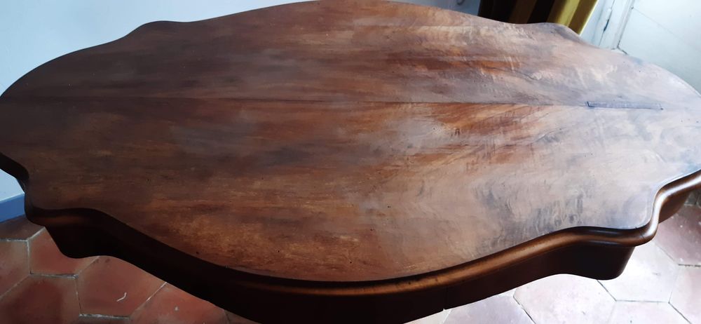 table Louis Phillips en noyer Meubles