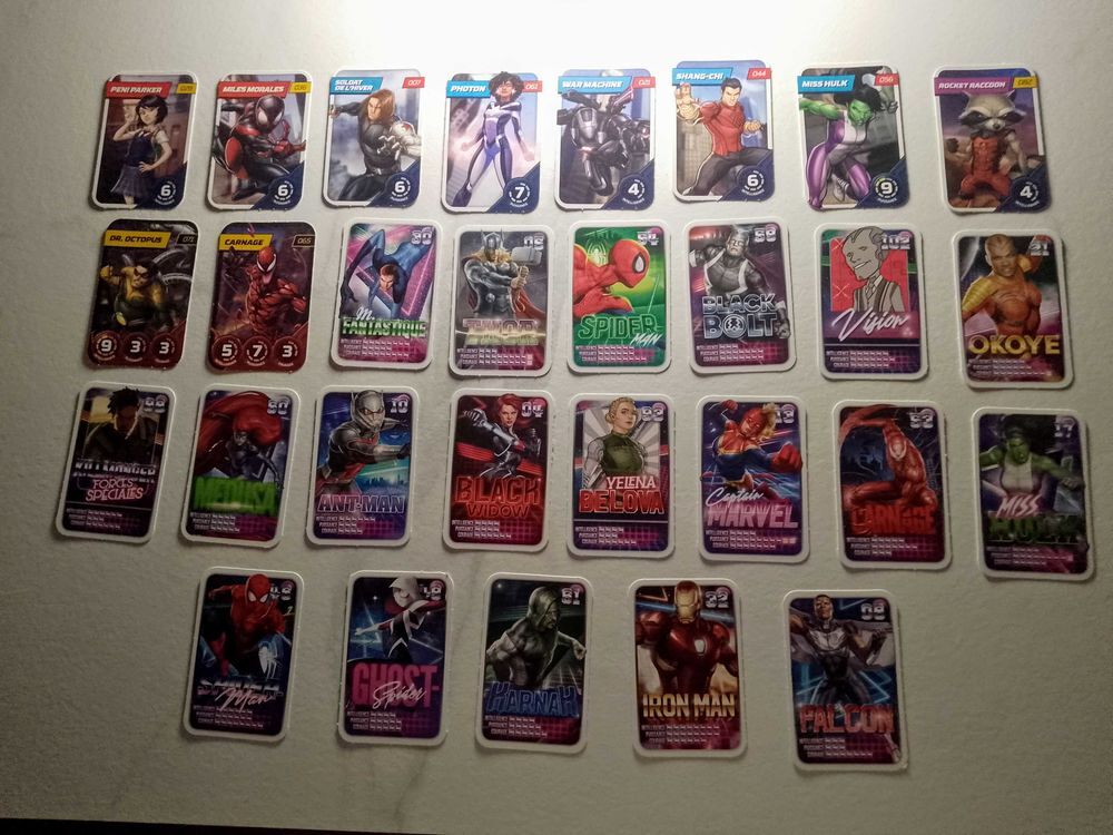 Lot cartes Marvel x 40 Neuves Jeux / jouets