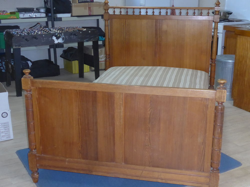 chambre r&eacute;tro Meubles