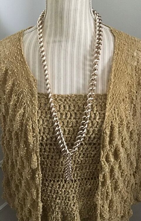 Chic collier chêne couleur or 49 Lisieux (14)