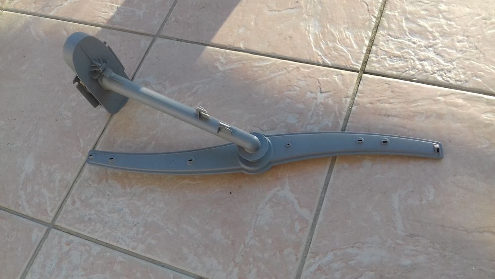 Bras de lavage sup&eacute;rieur - lave-vaisselle Electroménager