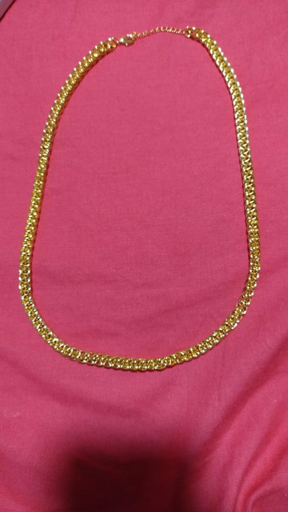 chaine plaquee or tres bonne qualite Bijoux et montres