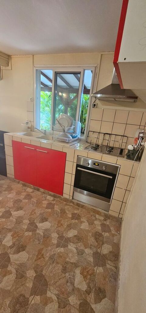  Appartement  louer 1 pice 60 m