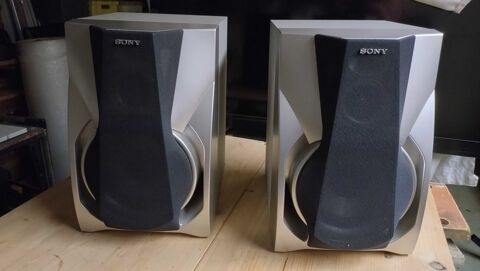enceintes hifi Sony 2x80w 40 Saint-Cyr-en-Val (45)