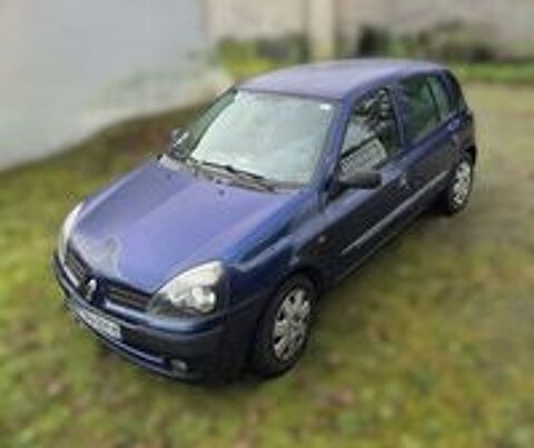 Clio II Clio 1.2i Authentique 2002 occasion 85290 Mortagne-sur-S&egrave;vre