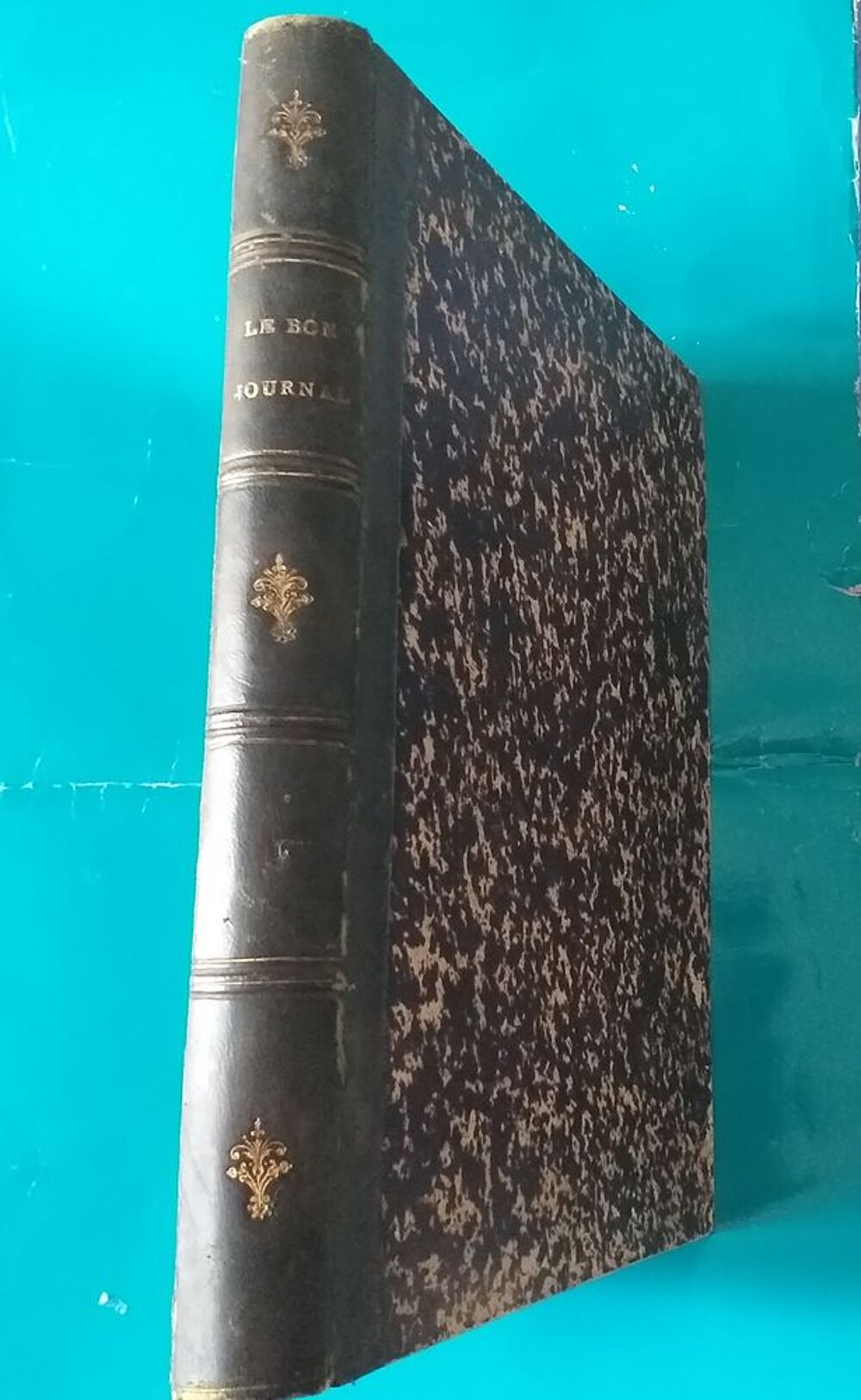 LE BON JOURNAL Premier volume, du n&deg; 1 au n&deg; 36 - Ann&eacute;e 1885 Livres et BD