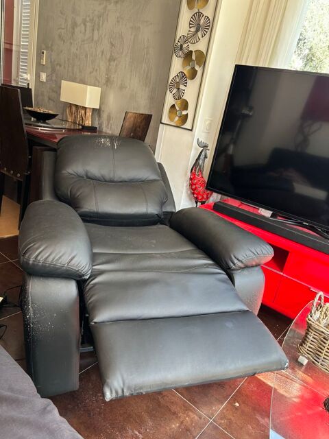 Fauteuils, massant diff�rent programme de relaxation, chauffant, aide releveur assise 70 Nice (06)