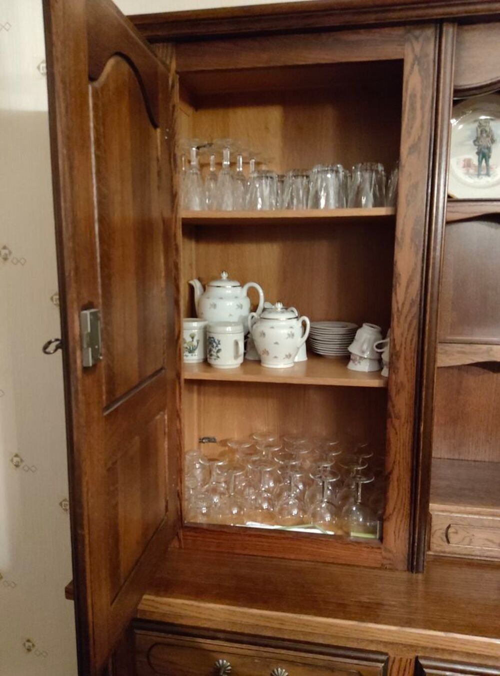 Salle &agrave; manger compl&egrave;te Meubles