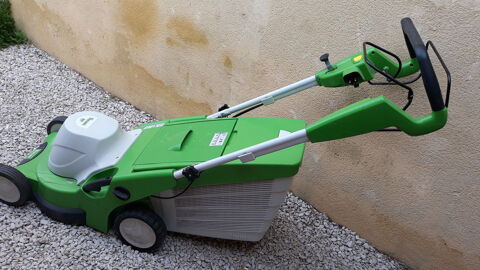 tondeuse jardin. 270 Sauveterre (30)