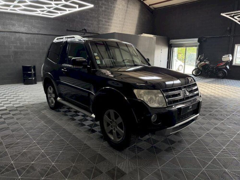 Pajero 3.2 Di-D170 Instyle BA Court 4x4 2008 occasion 33520 Bruges