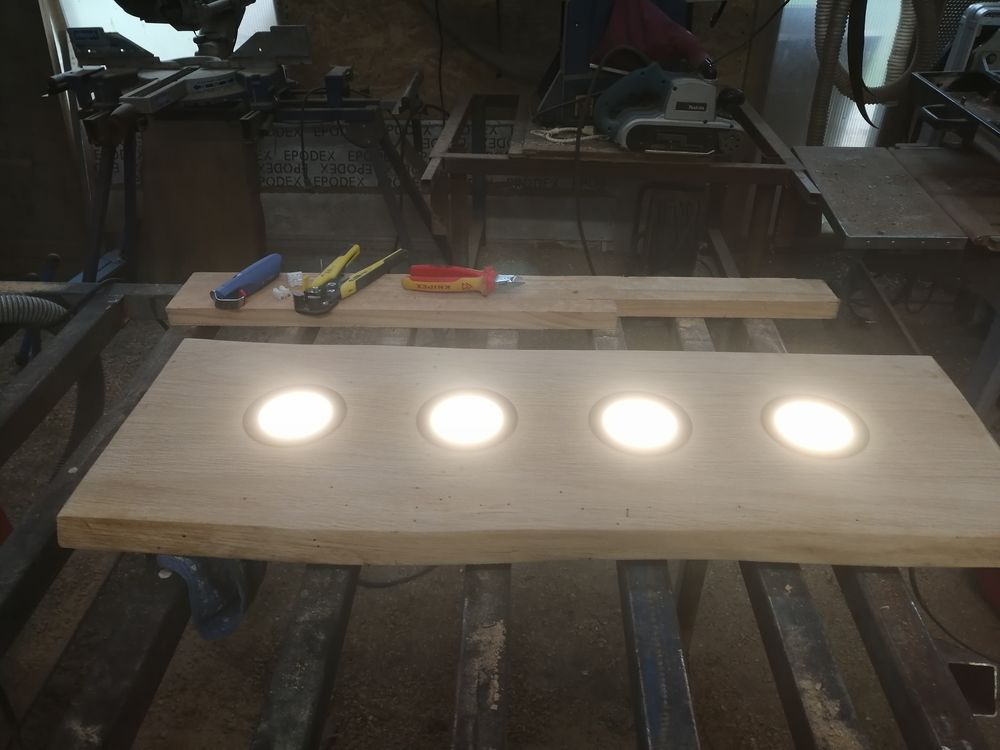 Plafonnier, luminaire ch&ecirc;ne live edge Décoration
