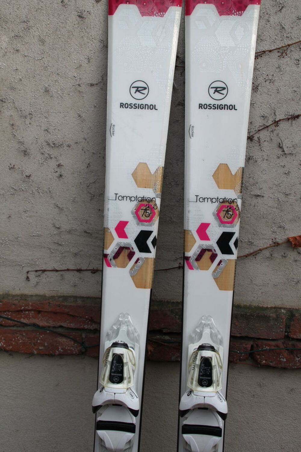 SKIS FEMME ROSSIGNOL TEMPTATION Sports