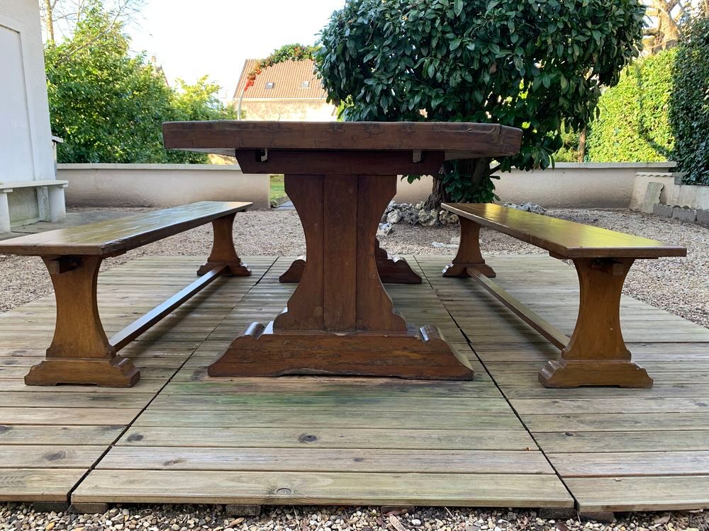 Table Monast&egrave;re en ch&ecirc;ne massif pour jardin ou campagne. Meubles