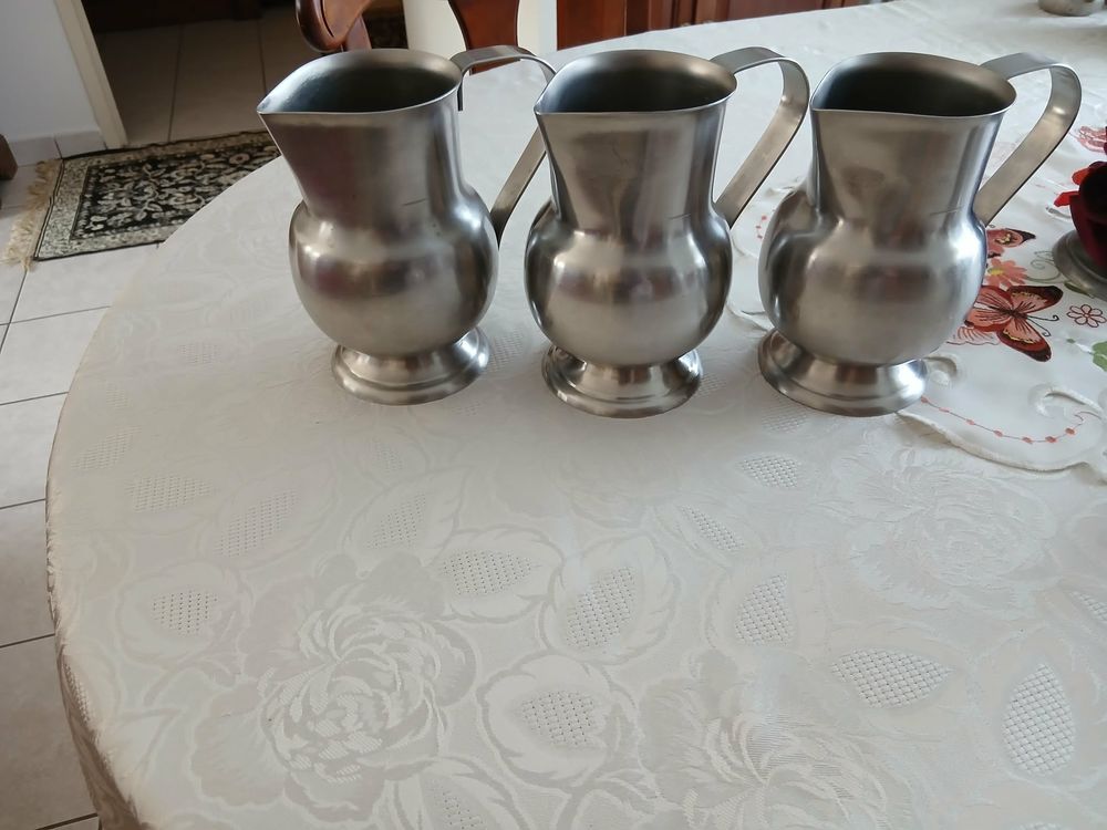  Lot de six pots vintage inox lourd bomb&eacute; sur pied N&deg; 1457 Cuisine