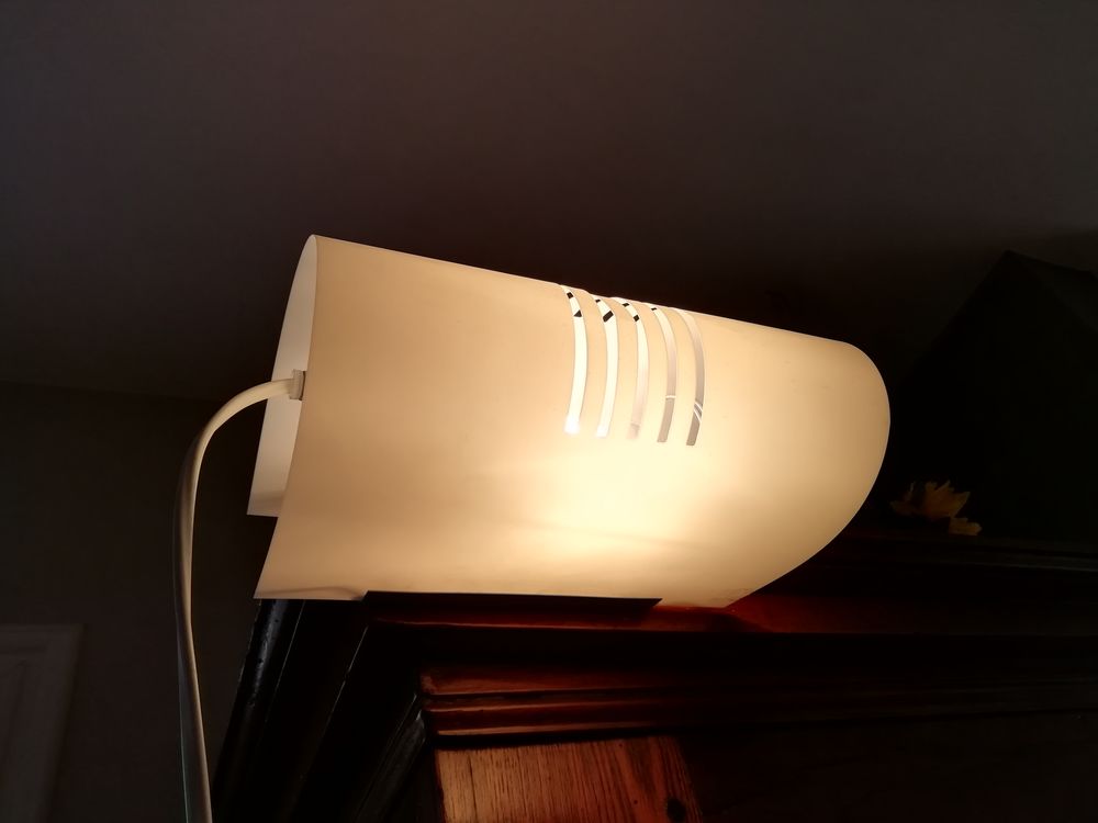 LAMPE CLIP DESIGN Décoration