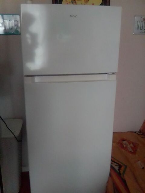 rfrigrateur conglateur de marque AYA 120 Bernay (27)