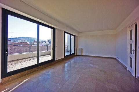  Appartement � louer 5 pi�ces 155 m�