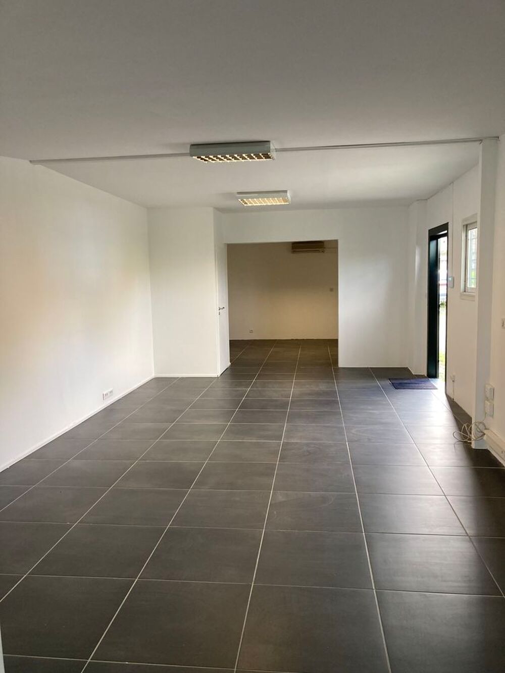 Location Atelier LOCAL / BUREAU 70m2 Zone ZRR Exonération IS + Avanta Thouars-sur-arize