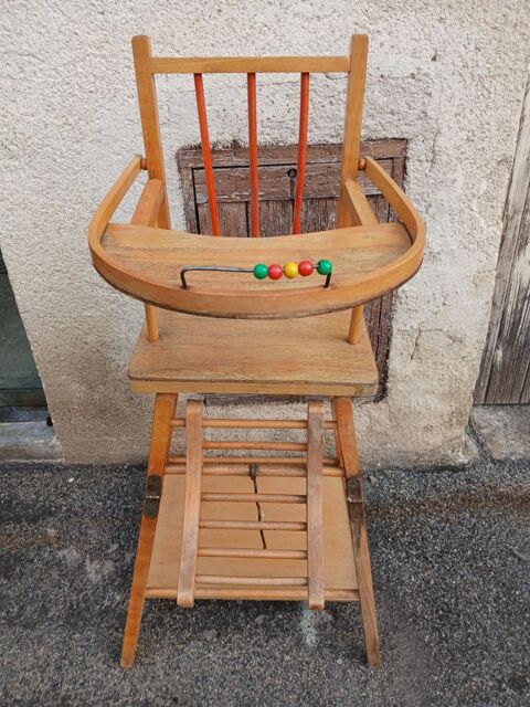 Chaise haute pour b�b�. 10 Maurs (15)