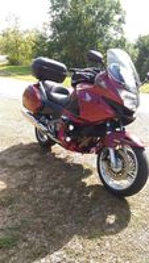 HONDA 2012 occasion 43420 Pradelles