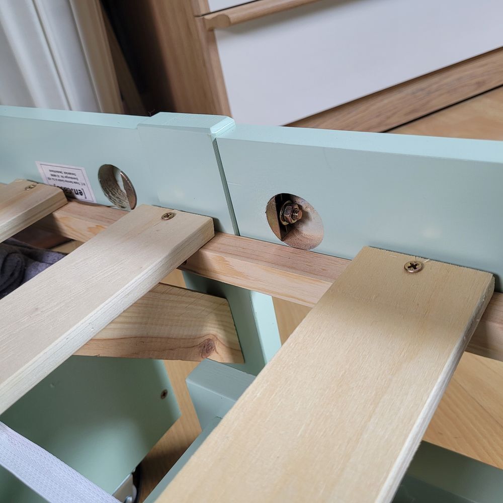 Lit cabane en bois (1p) + 2 tiroirs de rangement &agrave; roulettes Mobilier enfants