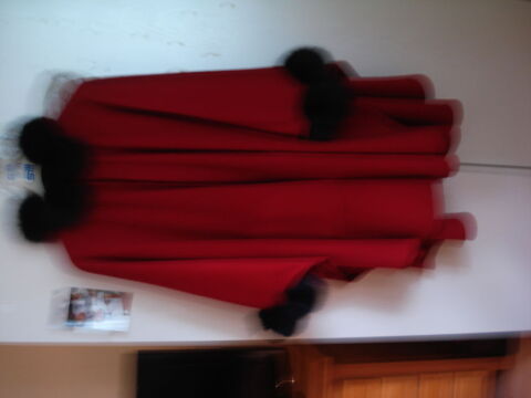 manteau yves st laurent 1000 Saint-Gens-du-Retz (63)