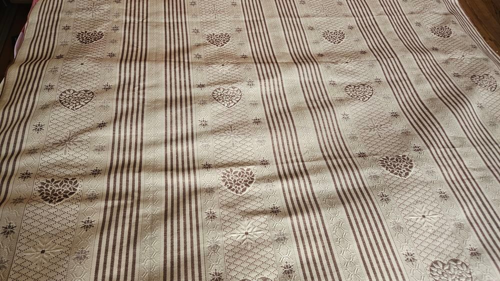 TISSU STYLE SAVOYARD Décoration