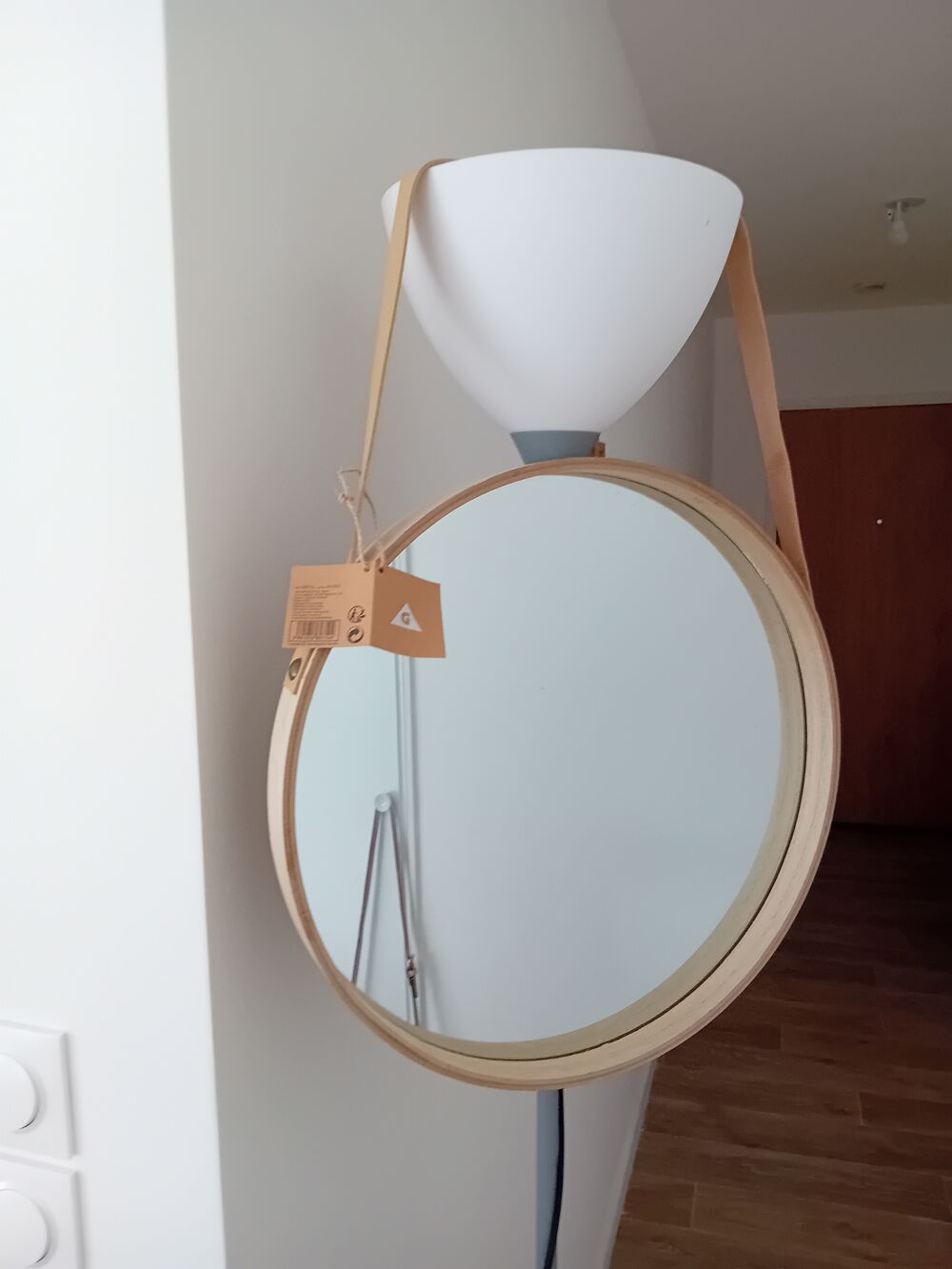 Miroir rond dimension 40&times;3,5&times;40 cm Dcoration