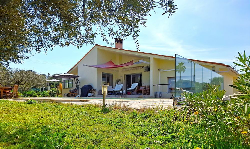 Vente Villa Propriété d'exception de 150m² vue montagne Peymeinade