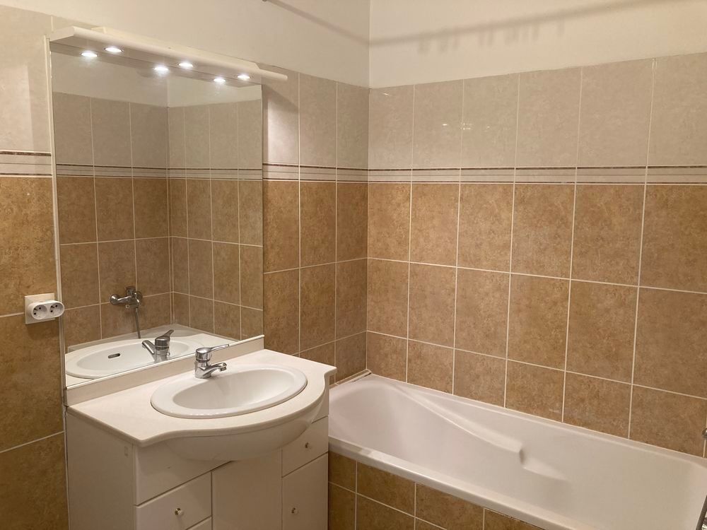 Location Appartement Grand T2 quartier Beau-Arts Montpellier