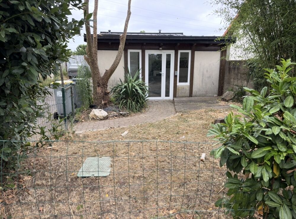 Location Maison Maison meublée T2 50m2 avec jardin et dépendances Les couets