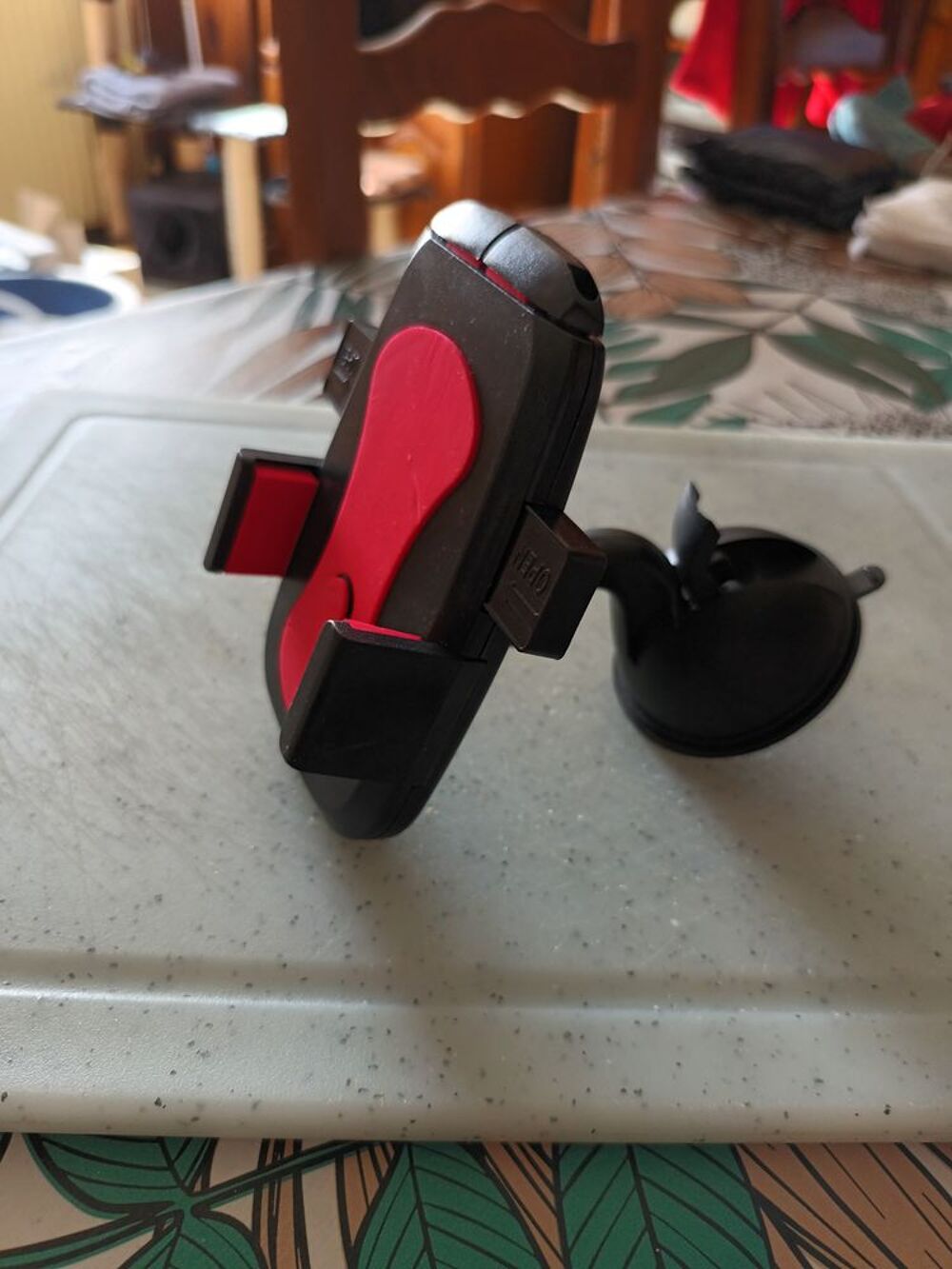 Support t&eacute;l&eacute;phone pour voiture Téléphones et tablettes