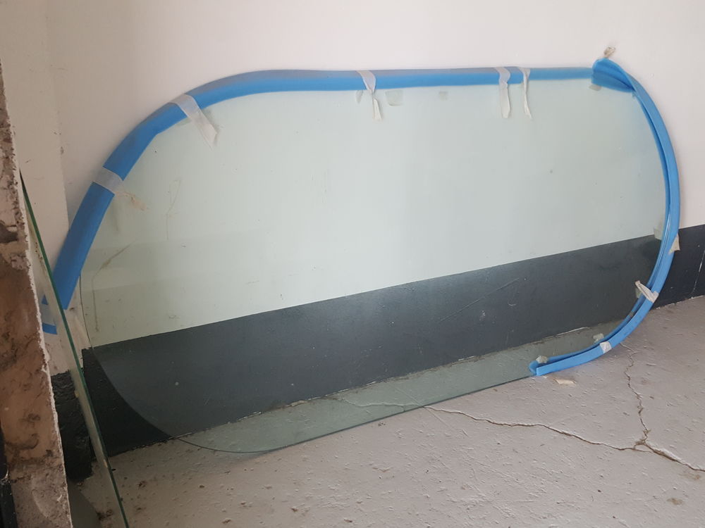 table en verre Meubles
