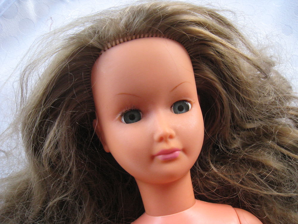 Poup&eacute;e mannequin G&eacute;g&eacute; de 1970 