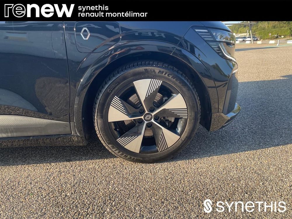 M&eacute;gane Megane E-Tech EV40 130ch standard charge Equilibre 2022 occasion 26200 Mont&eacute;limar