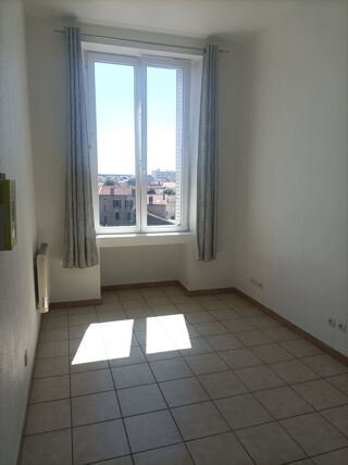  Appartement à louer 1 pièce 12 m²