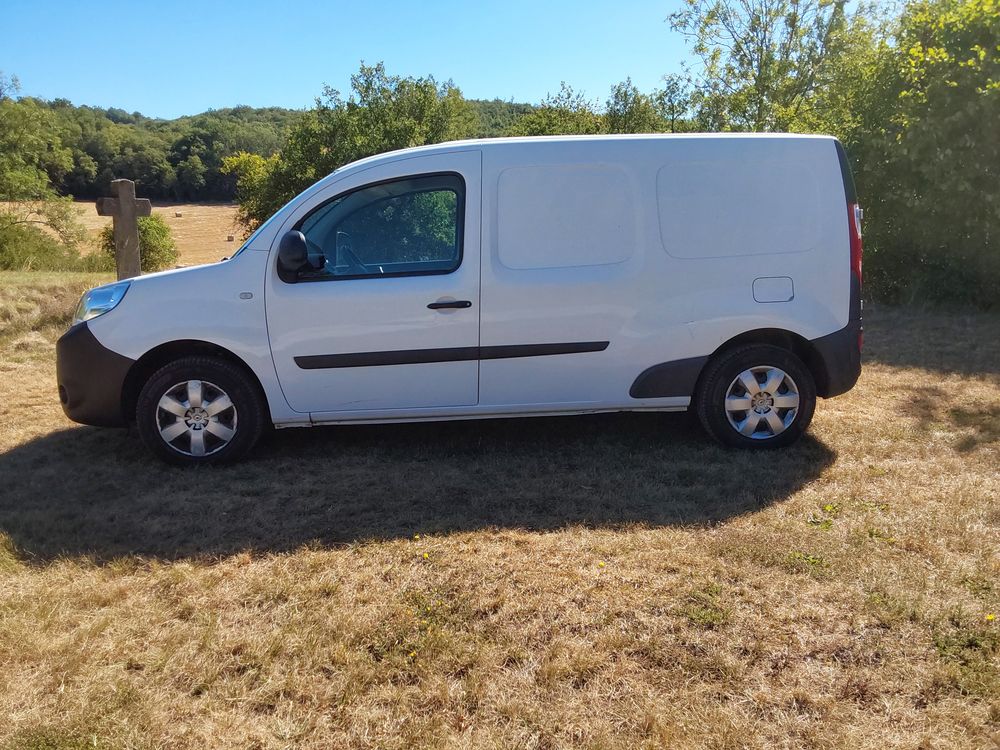 Kangoo Express KANGOO EXPRESS GRAND VOLUME BLUE DCI 95 EXTRA R-LINK 2020 occasion 38080 Saint-Marcel-Bel-Accueil