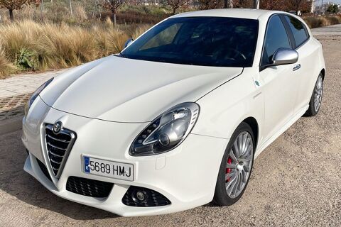 Alfa Romeo Giulietta 1750 TBI 235 ch Quadrifoglio Verde 2012 occasion Madrid, Espa&ntilde;a 28024