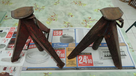 Chandelles ( chevalets de levages pour voitures ) 16 Sabl�-sur-Sarthe (72)