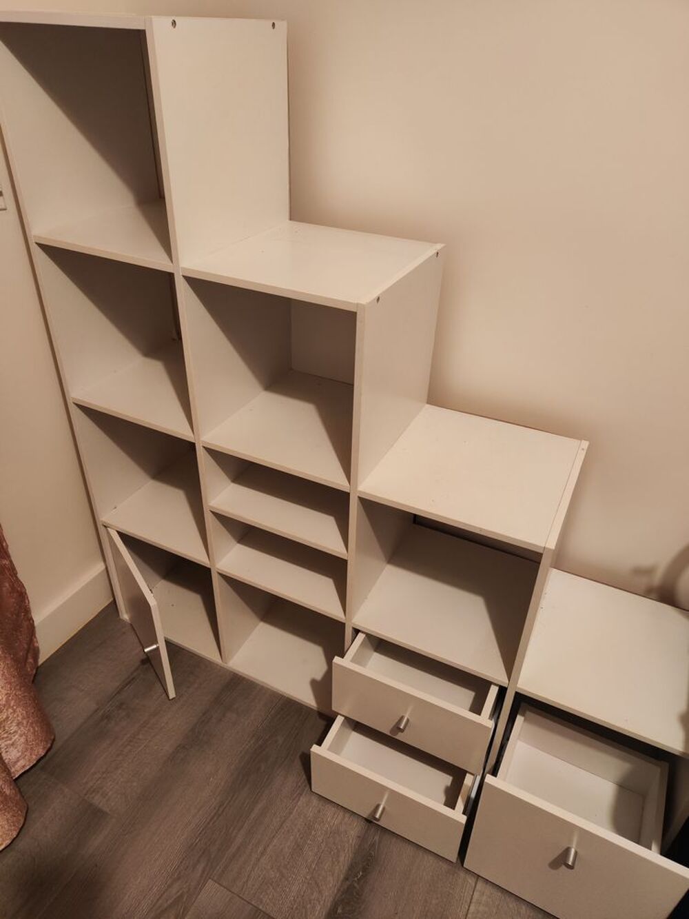 &Eacute;tag&egrave;res blanches Tr&egrave;s bon &eacute;tat Mobilier enfants