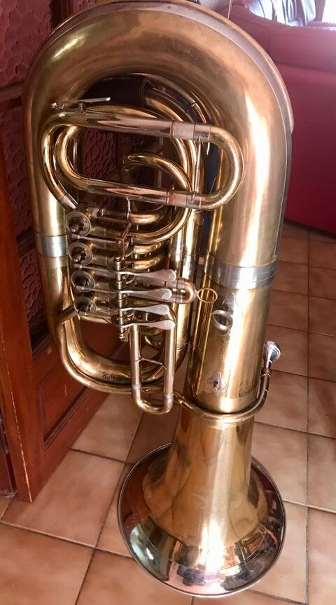 Tuba - contrebasse sib
Marque B&S - modèle symphonie 2400 Valros (34)