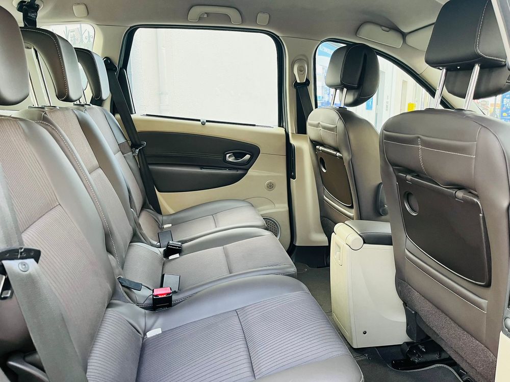 Sc&eacute;nic III Scenic III dCi 130 FAP Privil&egrave;ge Euro 5 2009 occasion 78800 Houilles